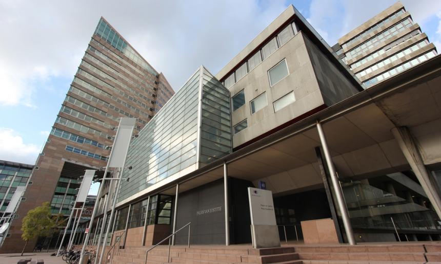 RECHTER WIJST BEZWAAR GANZENJACHT AF