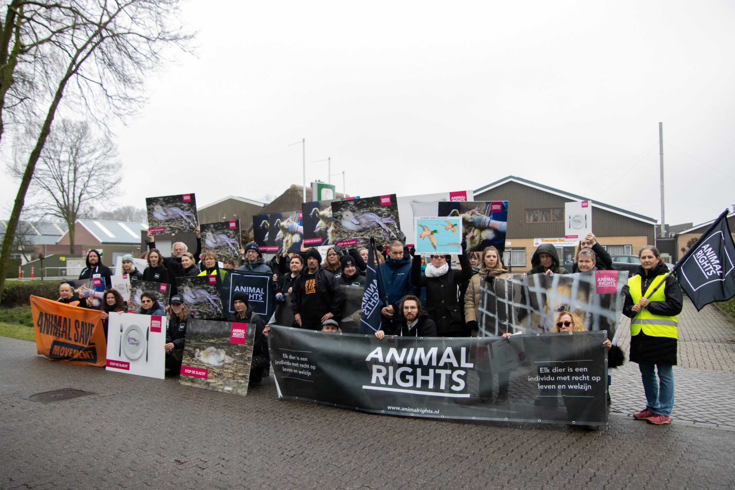 Demonstratie: verbied de eendenhouderij nu!